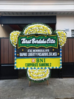 Papan Bunga Duka di Batu Legong