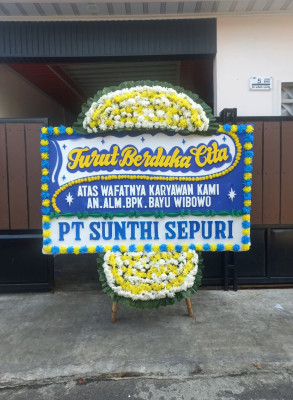 Papan Bunga Duka di Batu Legong