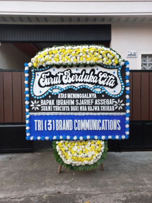 Papan Bunga Duka di Batu Legong